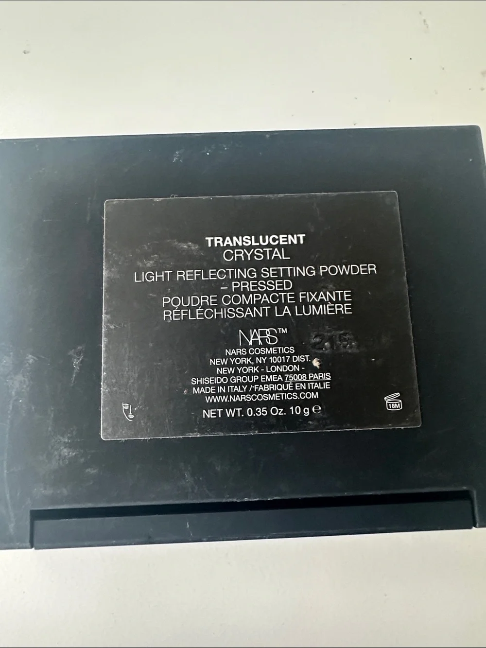 NARS Translucent Crystal Setting Powder — Black Compact